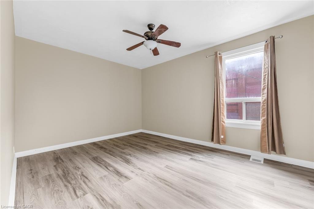 73 Shaw Street, Hamilton, ON - Indoor Photo Showing Other Room