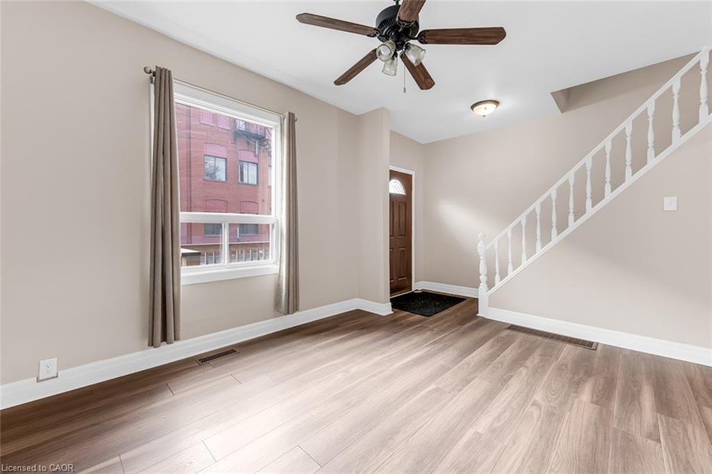 73 Shaw Street, Hamilton, ON - Indoor Photo Showing Other Room