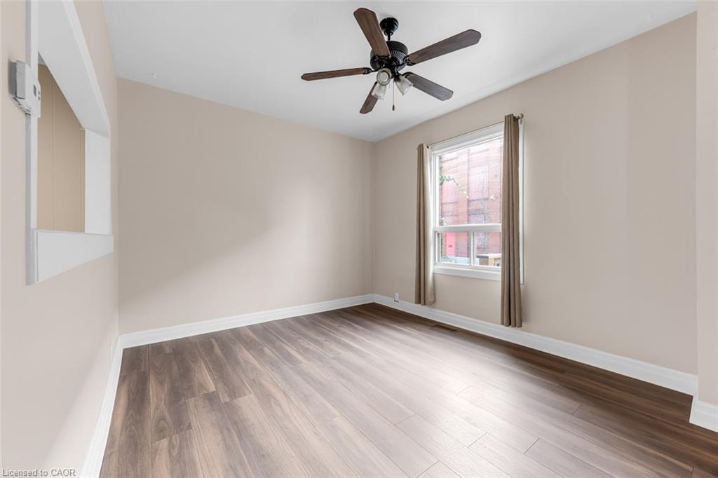 73 Shaw Street, Hamilton, ON - Indoor Photo Showing Other Room