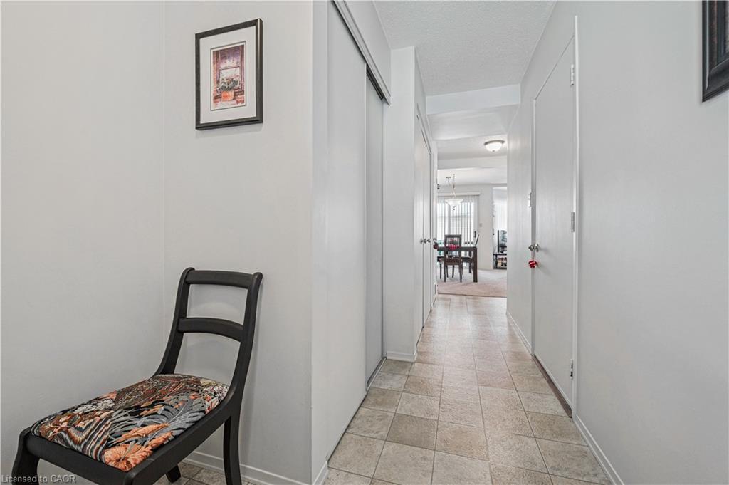 21-205 Highland Crescent, Kitchener, ON - Indoor Photo Showing Other Room