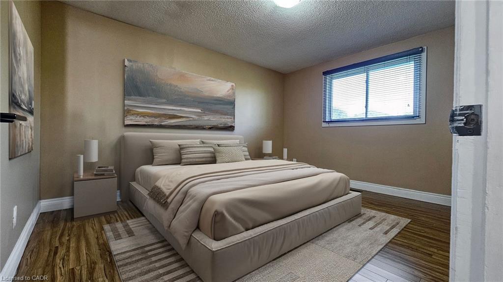 Upper-110 Abbot Drive, Hamilton, ON - Indoor Photo Showing Bedroom