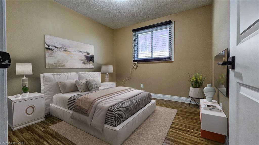 Upper-110 Abbot Drive, Hamilton, ON - Indoor Photo Showing Bedroom