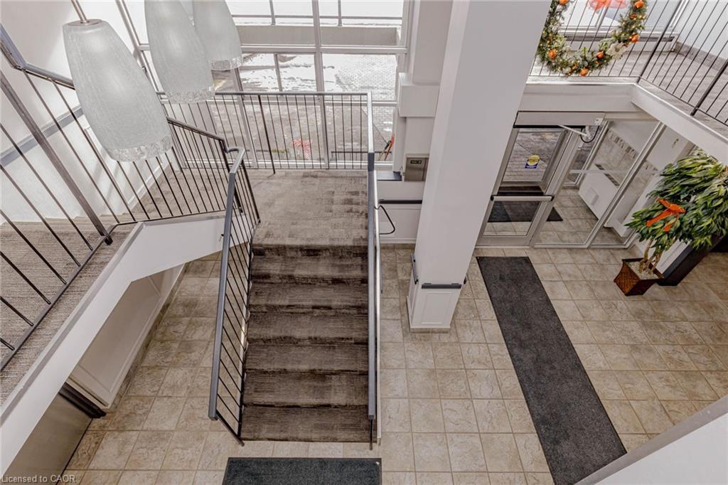 106-58 Bridgeport Road E, Waterloo, ON - Indoor Photo Showing Other Room