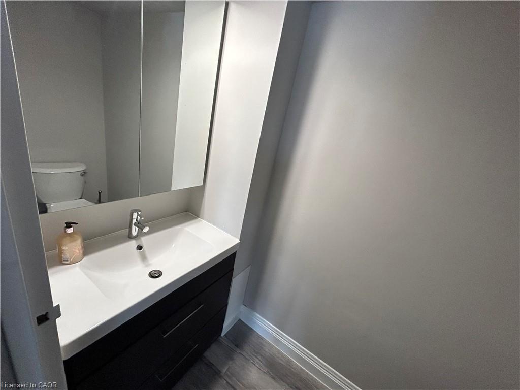 106-58 Bridgeport Road E, Waterloo, ON - Indoor Photo Showing Bathroom