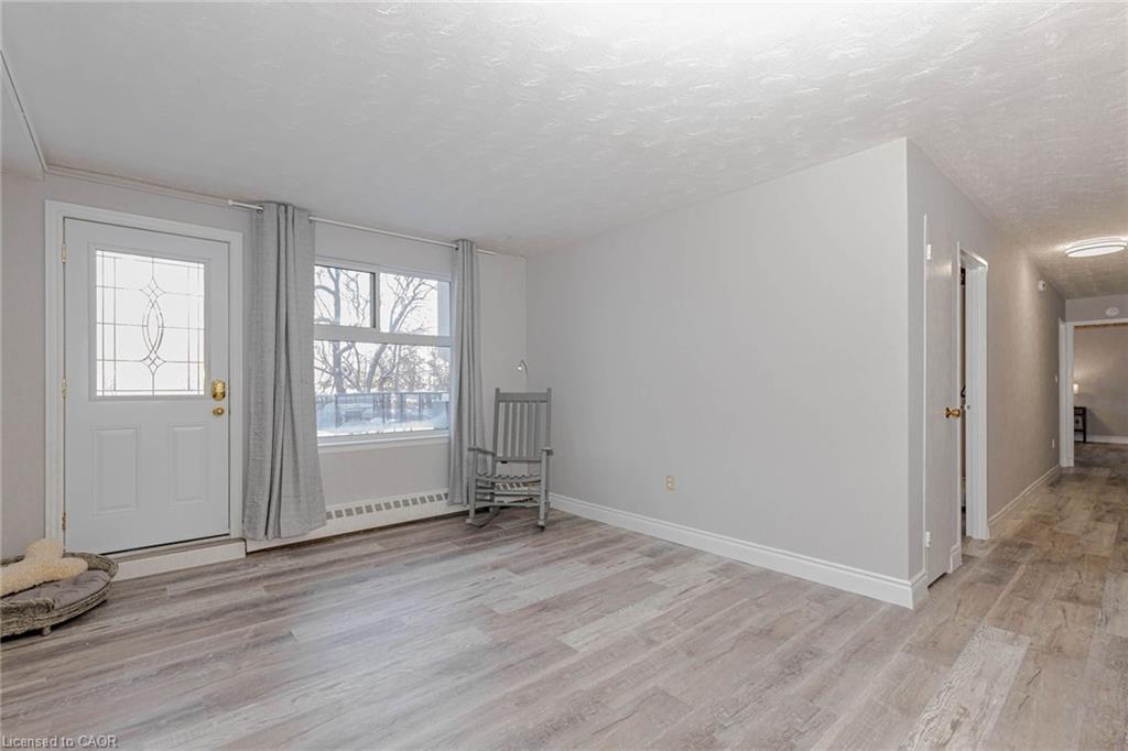 106-58 Bridgeport Road E, Waterloo, ON - Indoor Photo Showing Other Room