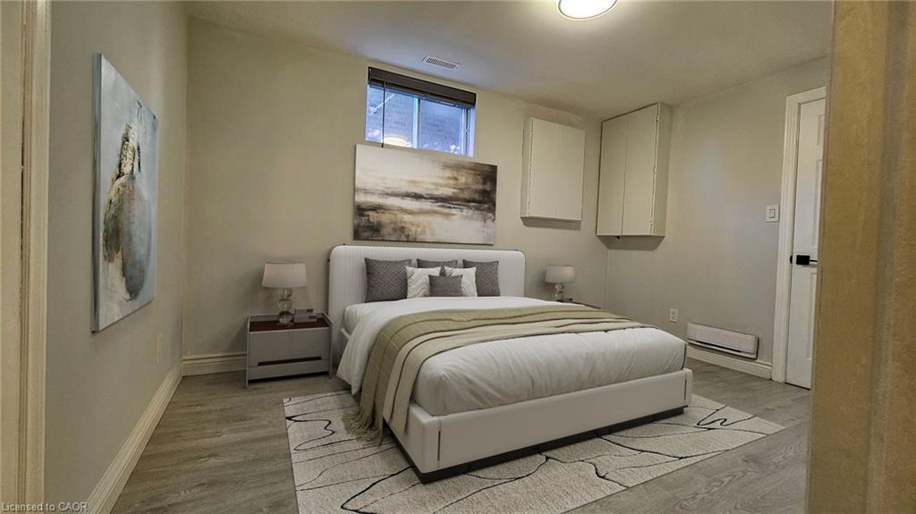 Lower-110 Abbot Drive, Hamilton, ON - Indoor Photo Showing Bedroom