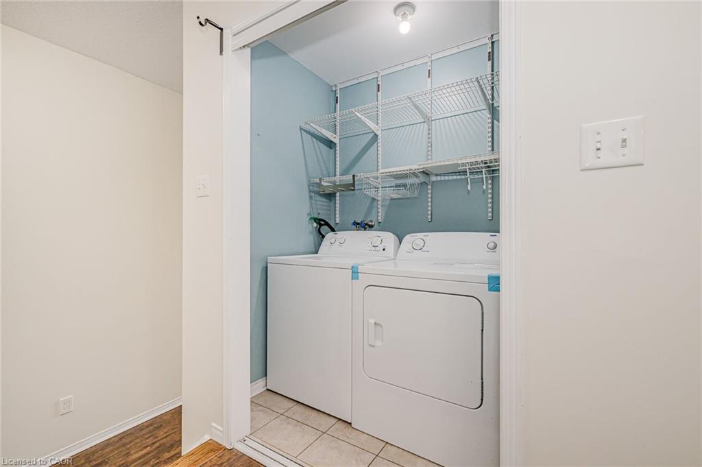 91 Powell Drive, Hamilton, ON - Indoor Photo Showing Laundry Room