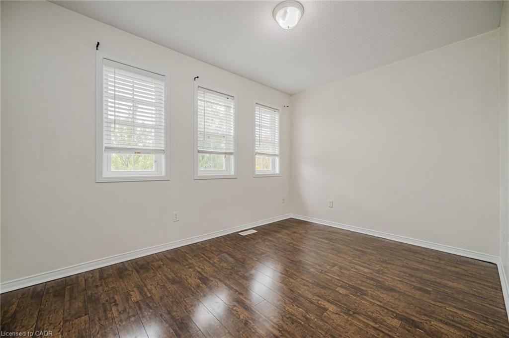 91 Powell Drive, Hamilton, ON - Indoor Photo Showing Other Room