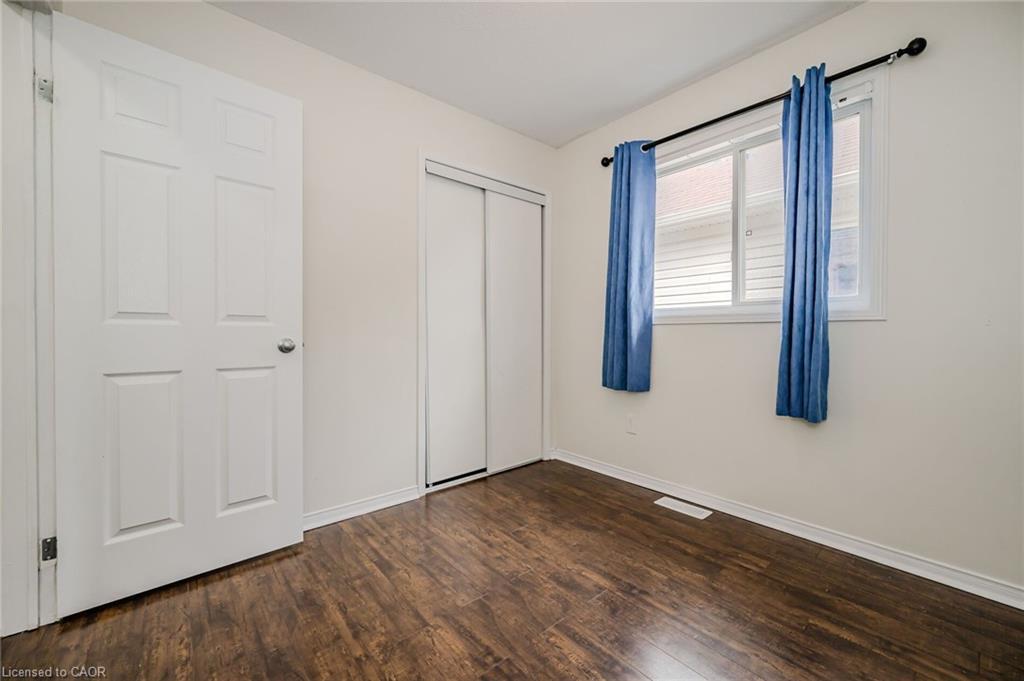 91 Powell Drive, Hamilton, ON - Indoor Photo Showing Other Room