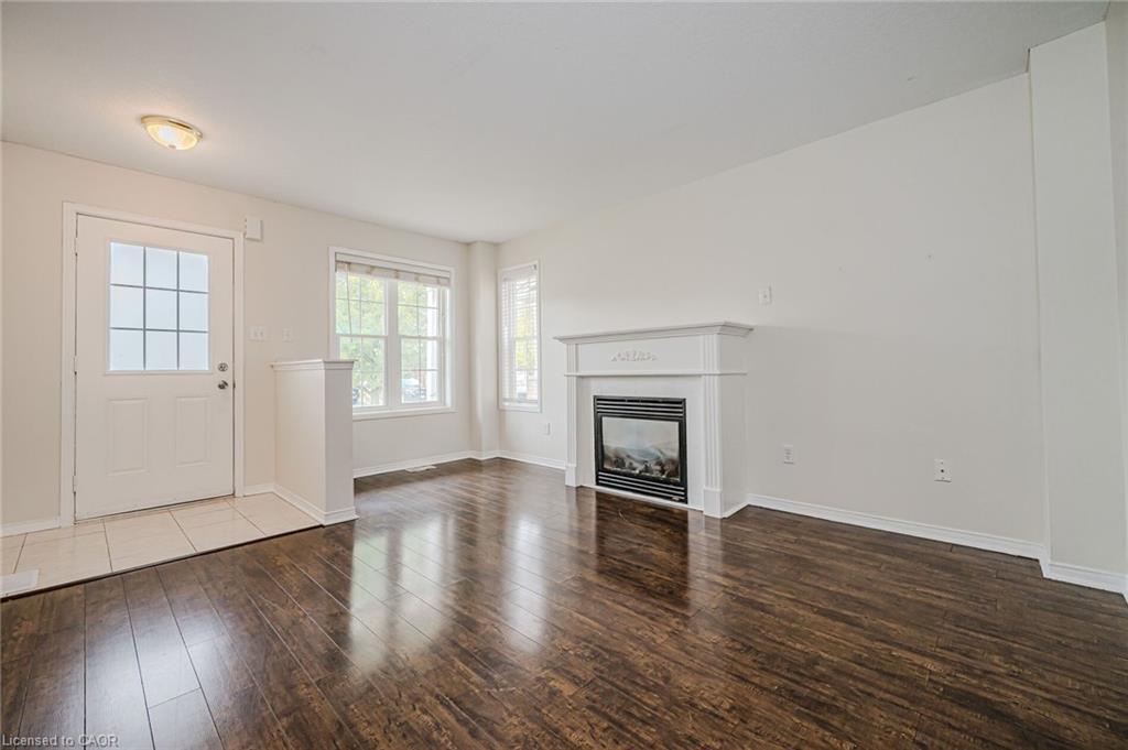 91 Powell Drive, Hamilton, ON - Indoor Photo Showing Living Room With Fireplace