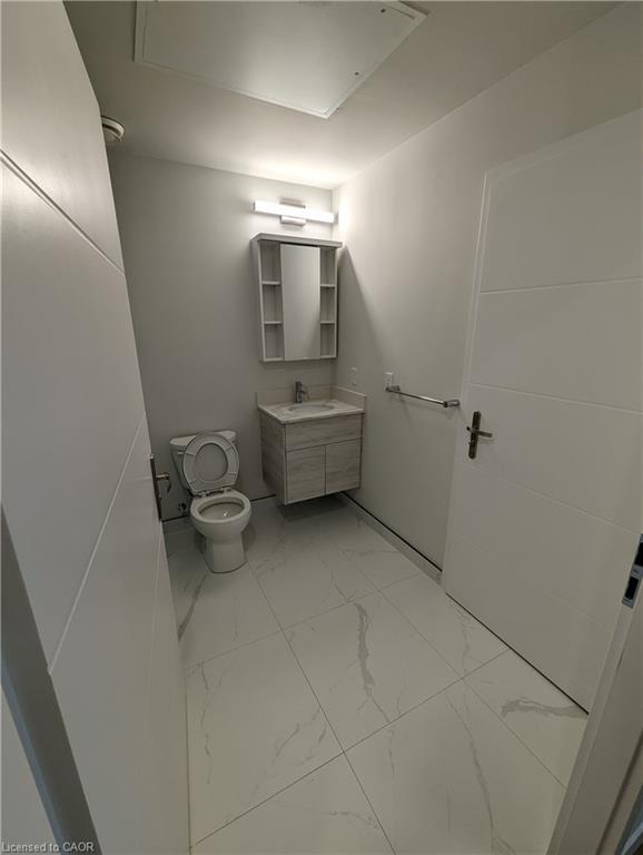 1606-60 Frederick Street, Kitchener, ON - Indoor