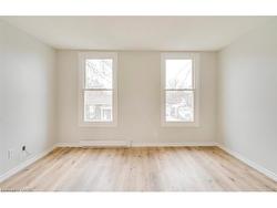 Upper-35 Albion Street Brantford, ON N3T 3L9