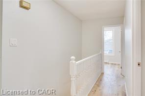 Upper-35 Albion Street, Brantford, ON - Indoor Photo Showing Other Room