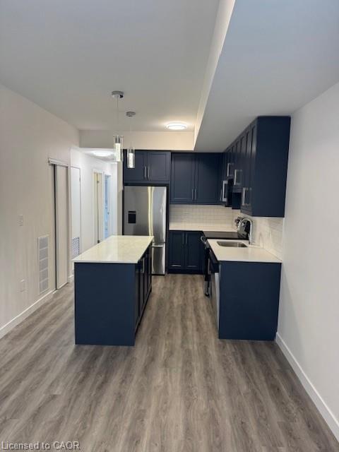 G15-20 Palace Street, Kitchener, ON - Indoor Photo Showing Kitchen With Double Sink