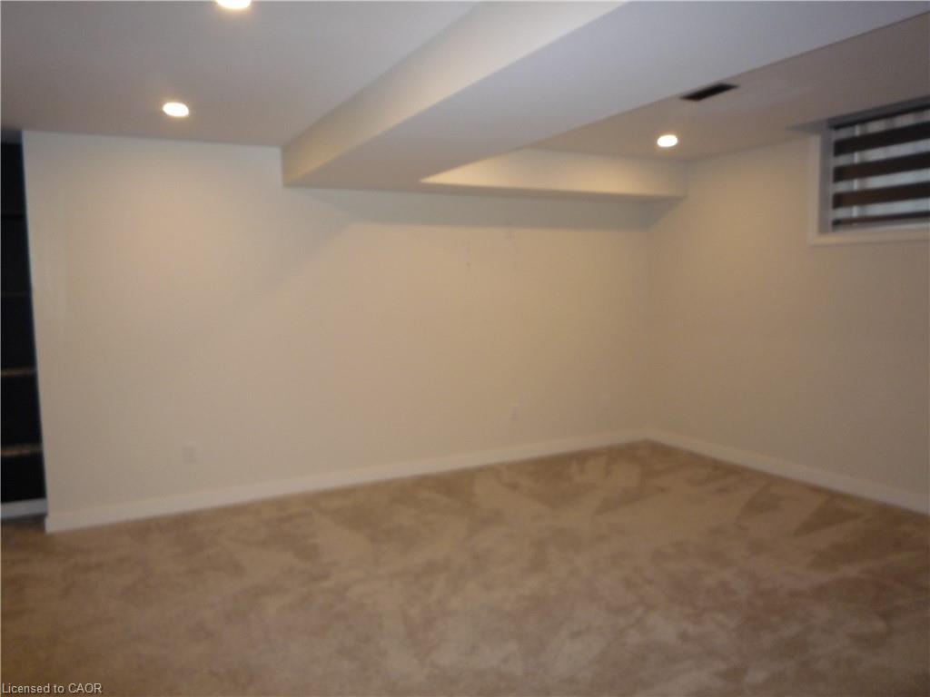 8607 Jennifer Crescent, Niagara Falls, ON - Indoor Photo Showing Other Room