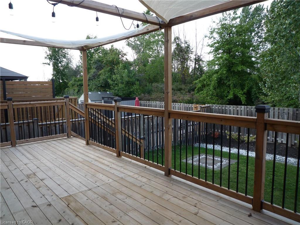 8607 Jennifer Crescent, Niagara Falls, ON - Outdoor With Deck Patio Veranda With Exterior
