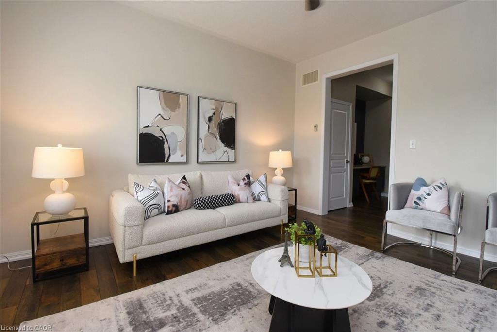 38 Cranston Street, Ancaster, ON - Indoor Photo Showing Living Room