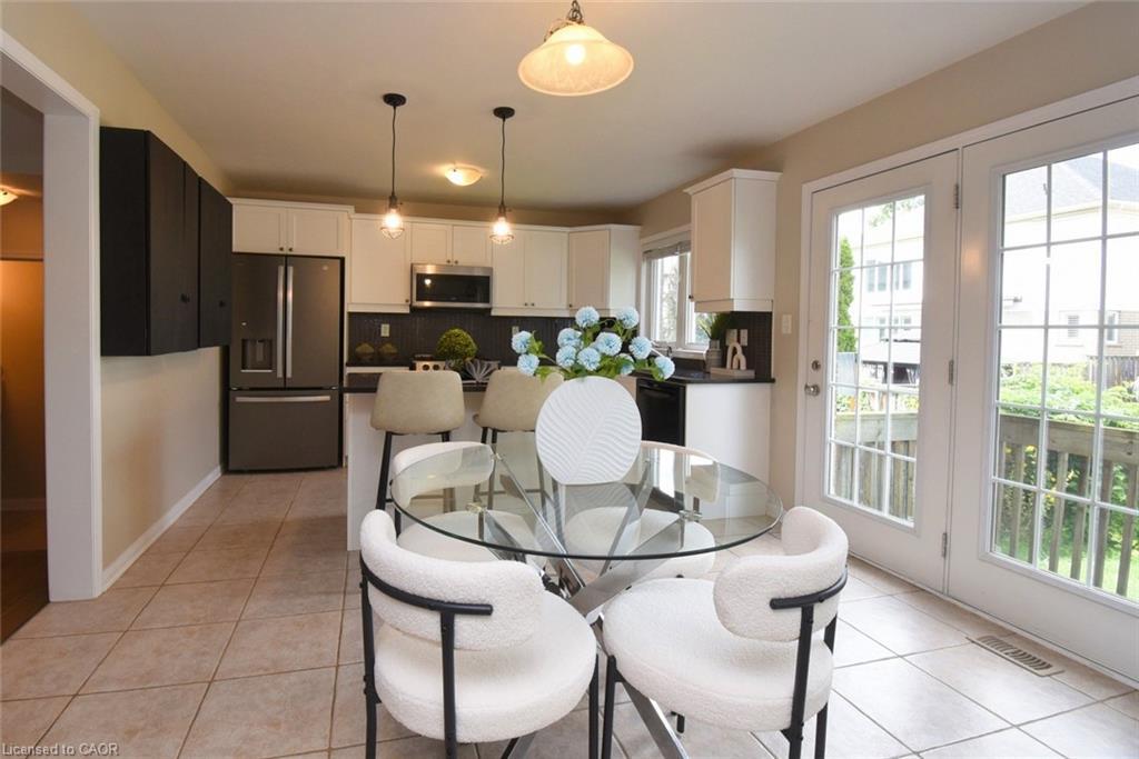 38 Cranston Street, Ancaster, ON - Indoor Photo Showing Other Room