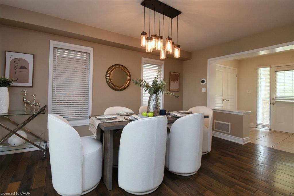 38 Cranston Street, Ancaster, ON - Indoor