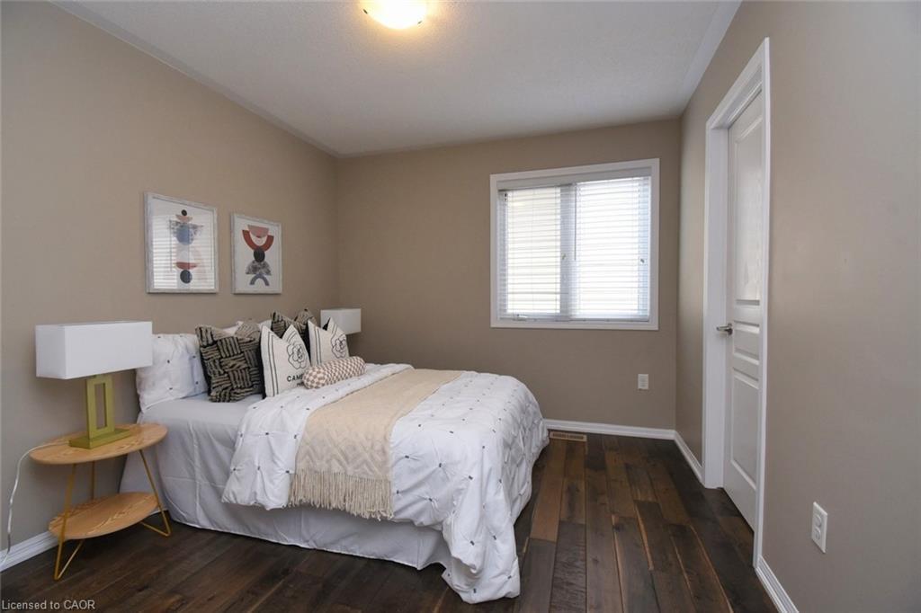 38 Cranston Street, Ancaster, ON - Indoor Photo Showing Bedroom