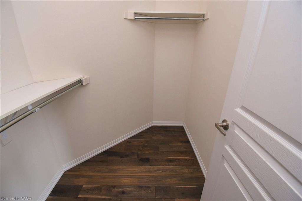 38 Cranston Street, Ancaster, ON - Indoor