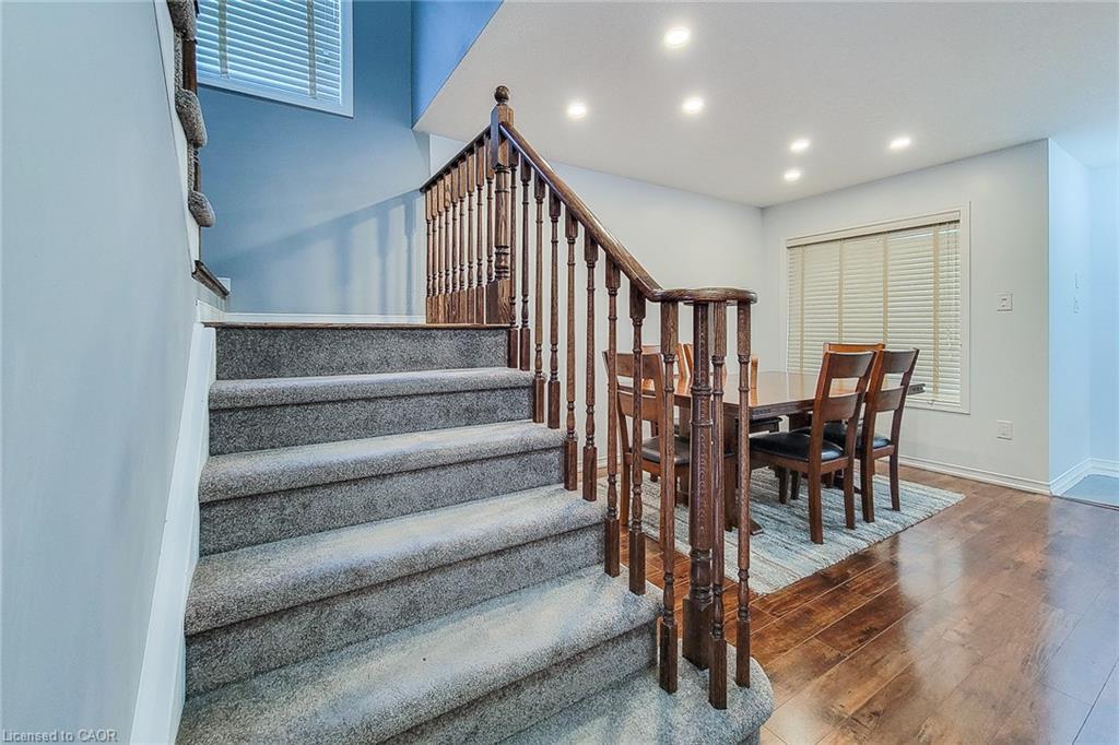 81 Odonnel Drive, Binbrook, ON - Indoor Photo Showing Other Room