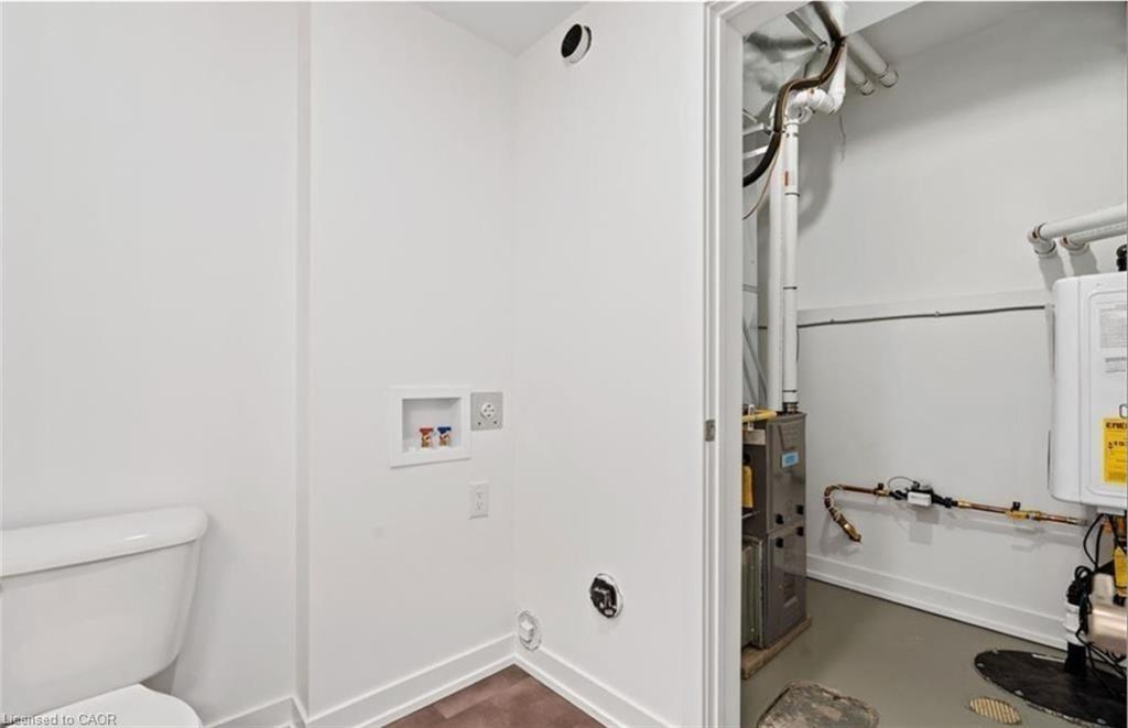 314-781 Clare Avenue, Welland, ON - Indoor Photo Showing Bathroom