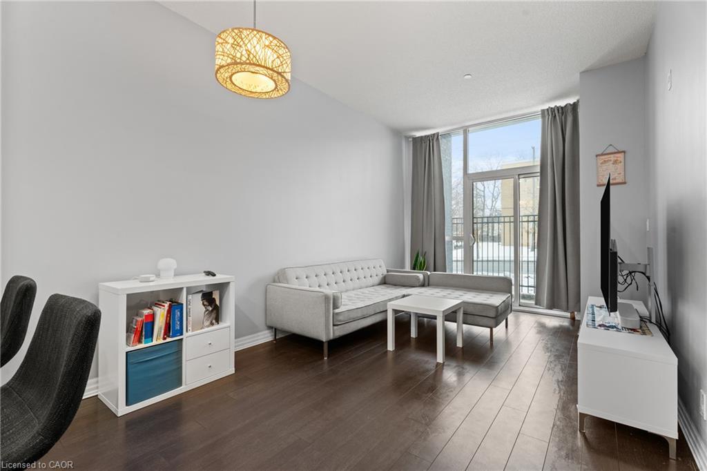 104-80 Esther Lorrie Drive, Toronto, ON - Indoor