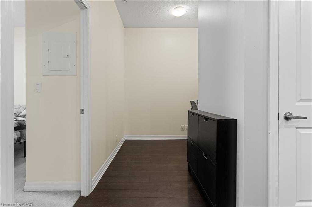 104-80 Esther Lorrie Drive, Toronto, ON - Indoor Photo Showing Other Room