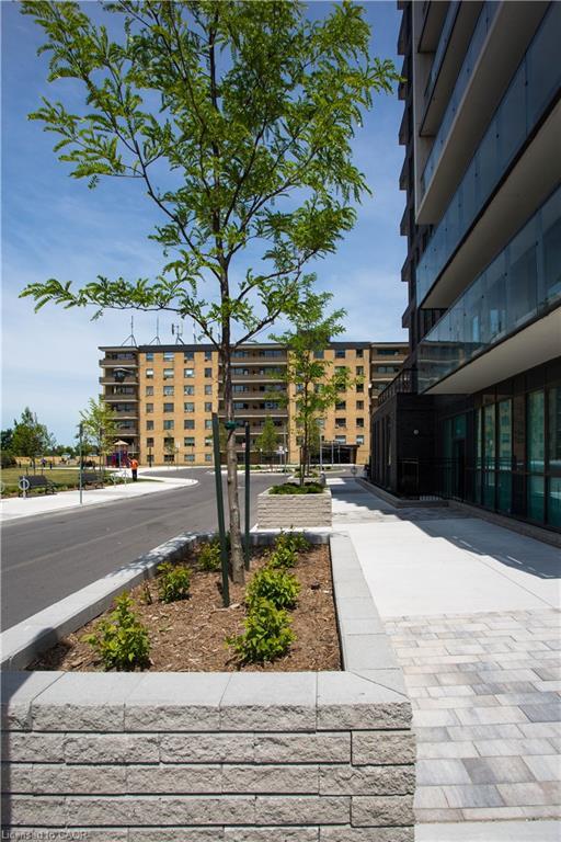 104-80 Esther Lorrie Drive, Toronto, ON - Outdoor