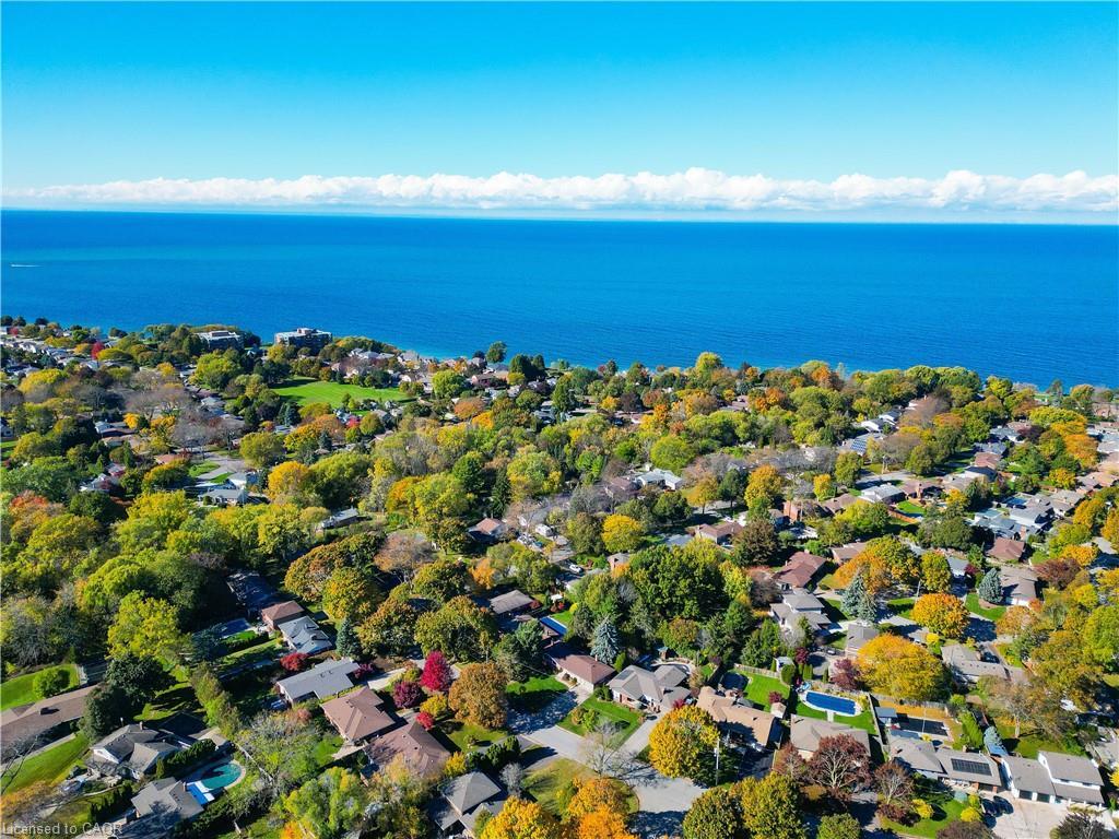 Upper-17 Old Coach Road, St. Catharines, ON - Outdoor With Body Of Water With View
