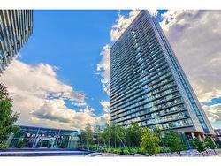 2206-105 The Queensway Toronto, ON M6S 5B5