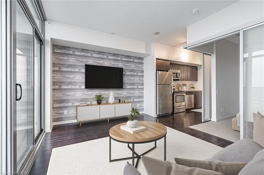 2206-105 The Queensway, Toronto, ON - Indoor Photo Showing Living Room