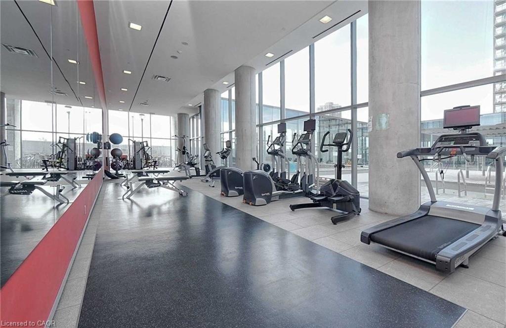 2206-105 The Queensway, Toronto, ON - Indoor Photo Showing Gym Room