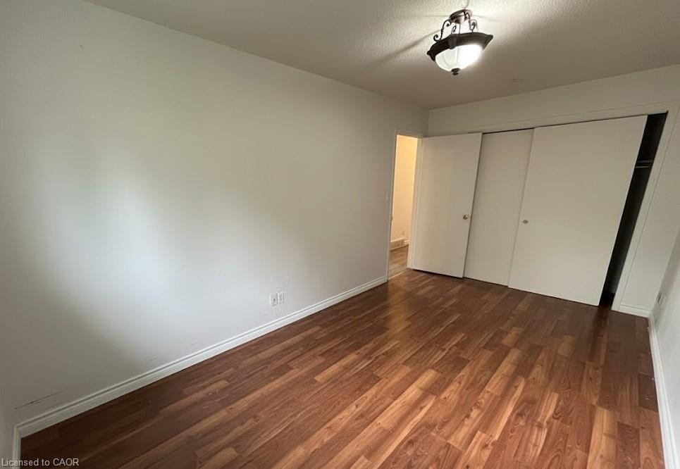 Main-38 Mayfair Drive, Welland, ON - Indoor Photo Showing Other Room