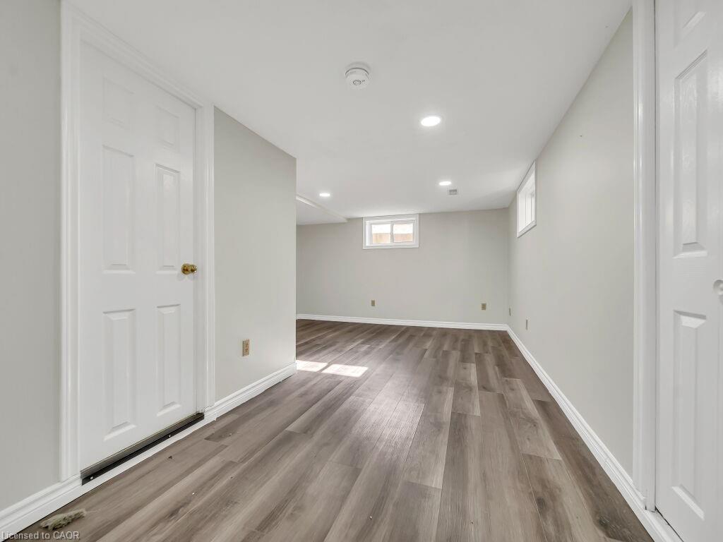 860 Vine Street, Cambridge, ON - Indoor