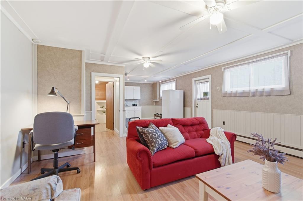 2540 Merritt Road, Thorold, ON - Indoor Photo Showing Other Room