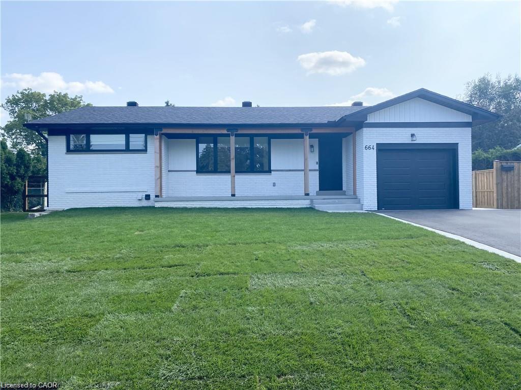 Lower-664 Hiawatha Boulevard, Ancaster, ON - Outdoor