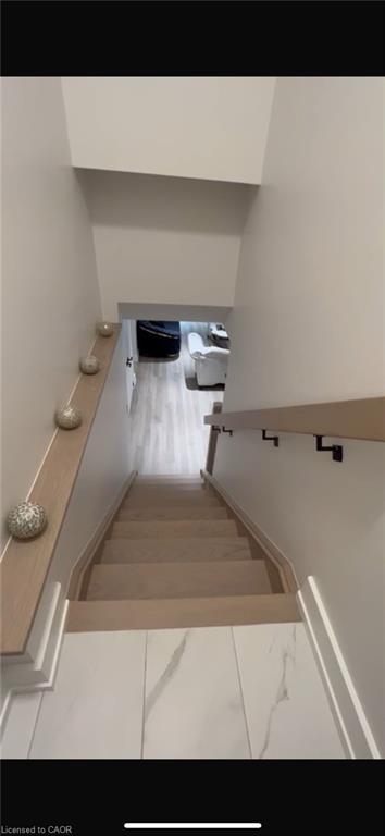 Lower-664 Hiawatha Boulevard, Ancaster, ON - Indoor Photo Showing Other Room