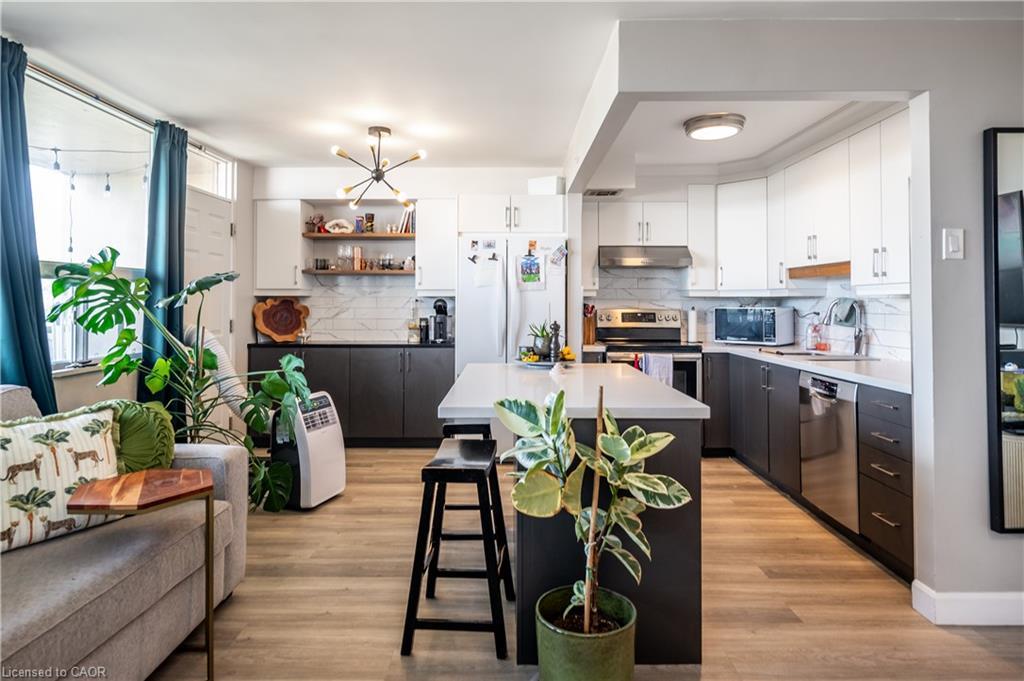 501-15 Nicklaus Drive, Hamilton, ON - Indoor