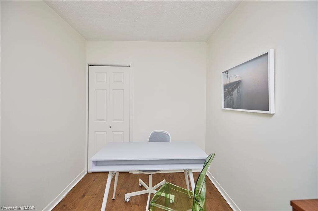 18 Graham Avenue, St. Catharines, ON - Indoor