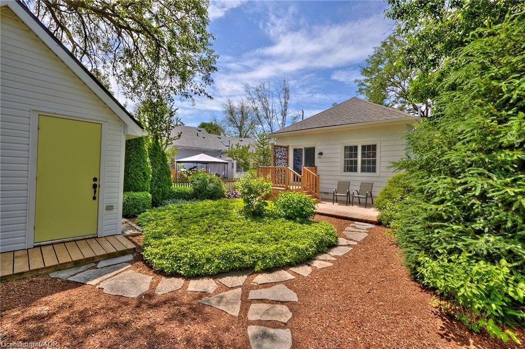 18 Graham Avenue, St. Catharines, ON - Outdoor