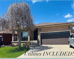 UPPER-845 Templemead Drive Hamilton, ON L8W 2V6