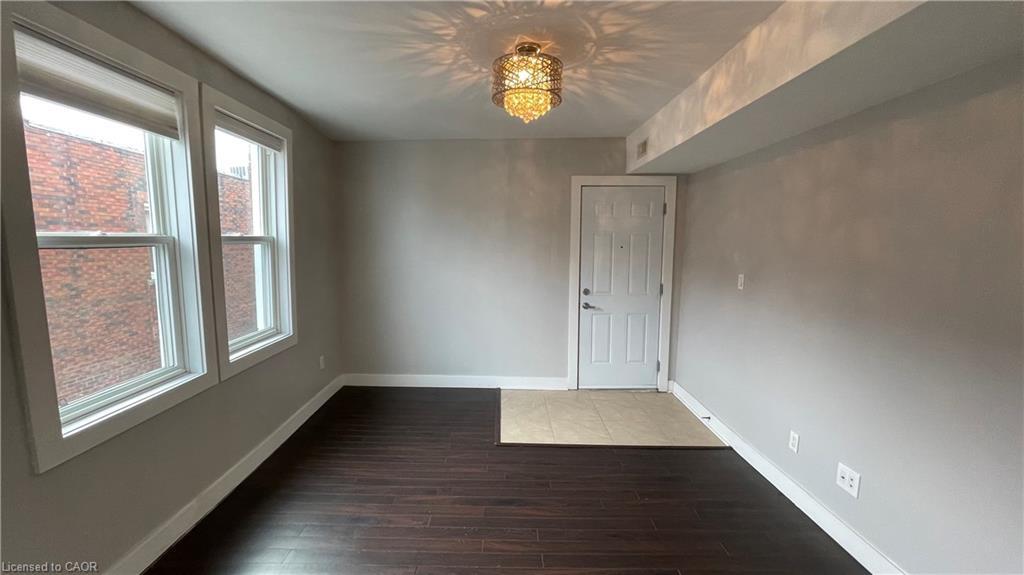 406-1544 King Street E, Hamilton, ON - Indoor Photo Showing Other Room