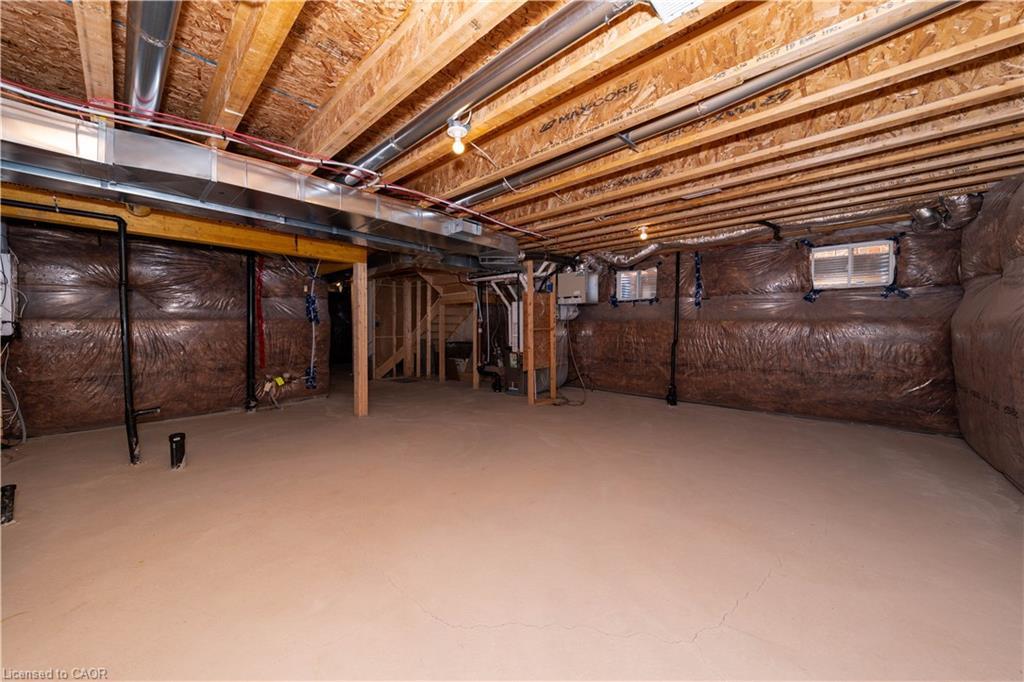 558 Kennedy Circle W, Milton, ON - Indoor Photo Showing Basement