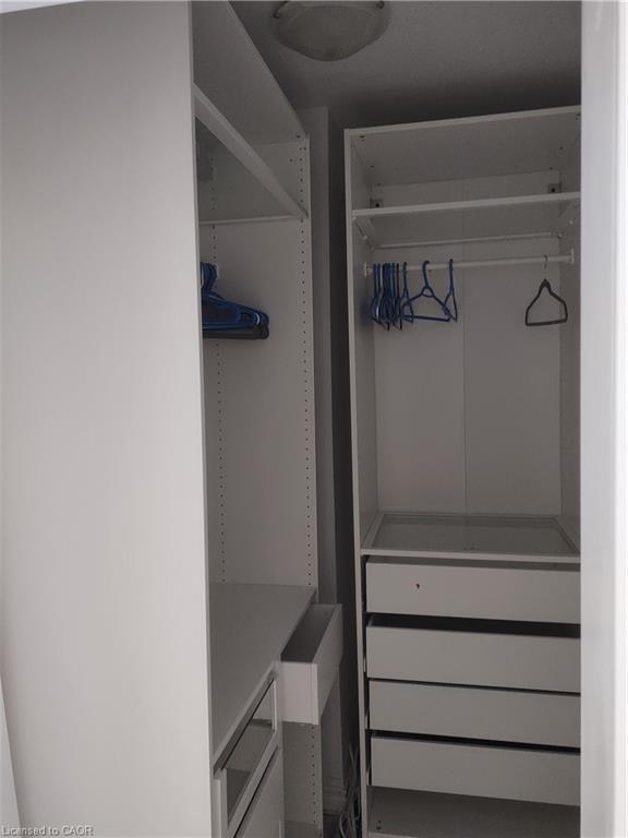 68 Napoli Drive, Hamilton, ON - Photo Showing Other Room