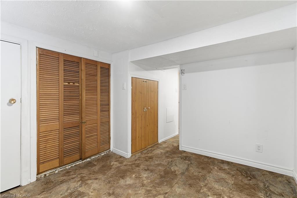 1 (Basement)-503 Victoria Street N, Kitchener, ON - Indoor Photo Showing Other Room