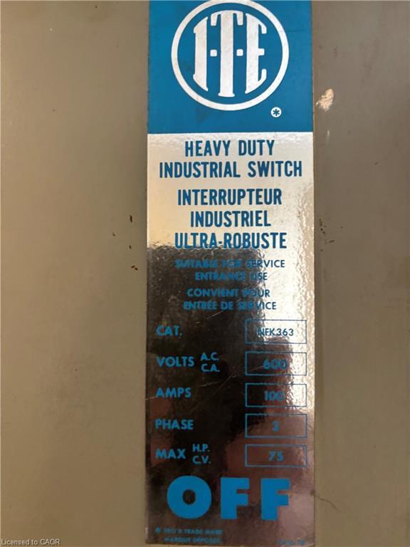 2/3-483 Enfield Road, Burlington, ON