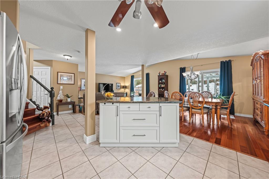 44 Dineen Court, Kitchener, ON - Indoor