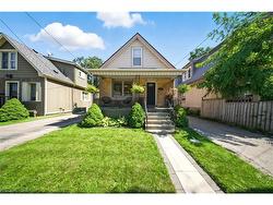 49 East 31st Street Hamilton, ON L8V 3N8